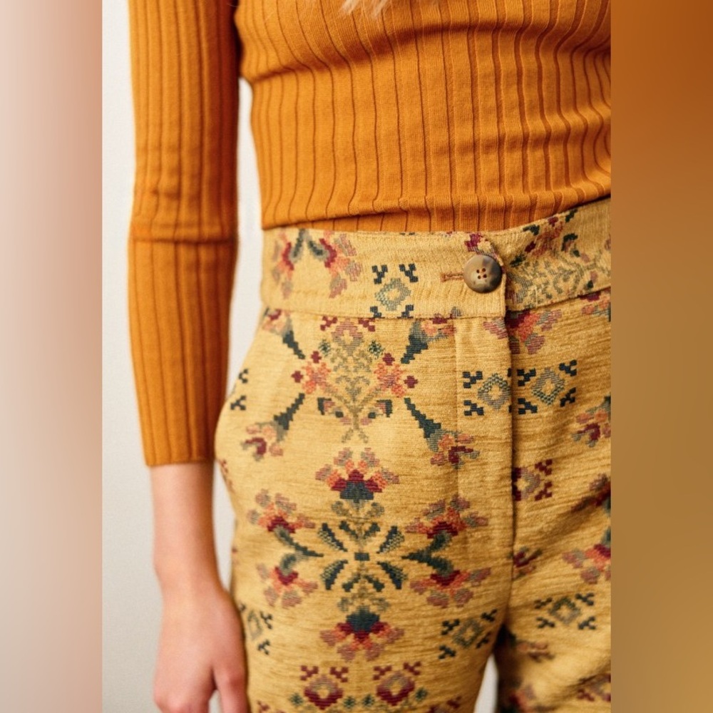 Sezane NWT Rare Floral Damon Ankle Trousers in Jacquard Sun (Yellow); Size 6.